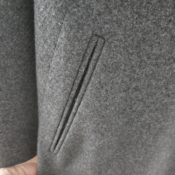 Gray Women's Coat - Picture 3 of 7